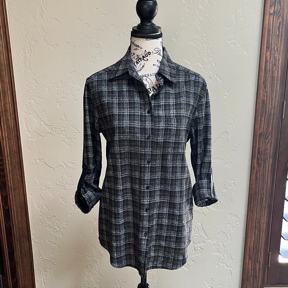Alice + Olivia Black Plaid Button Up Shirt